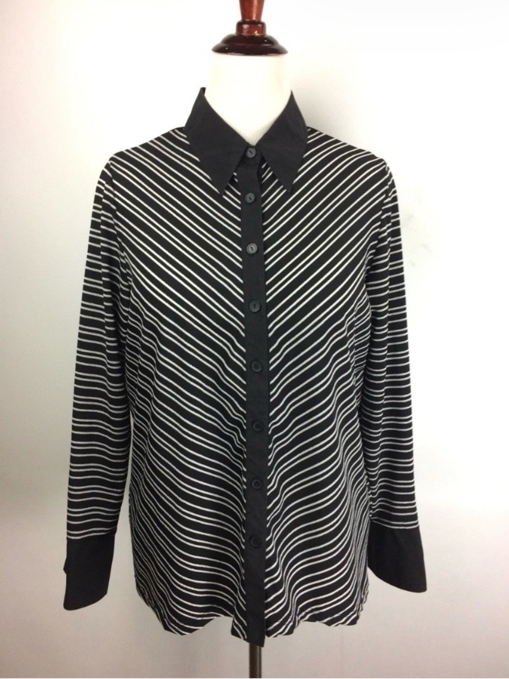 Lane Bryant Black and White Diagonal Stripe Button-Up Shirt 14/16